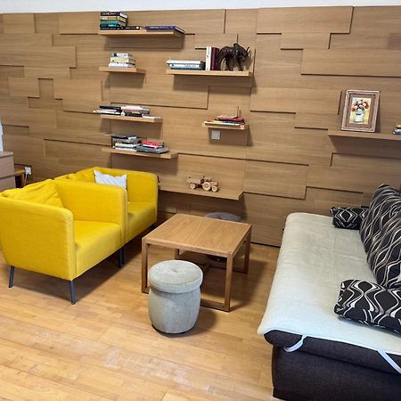 Apartmanove Ubytovanie Pod Dubom Polny Kesov Bagian luar foto