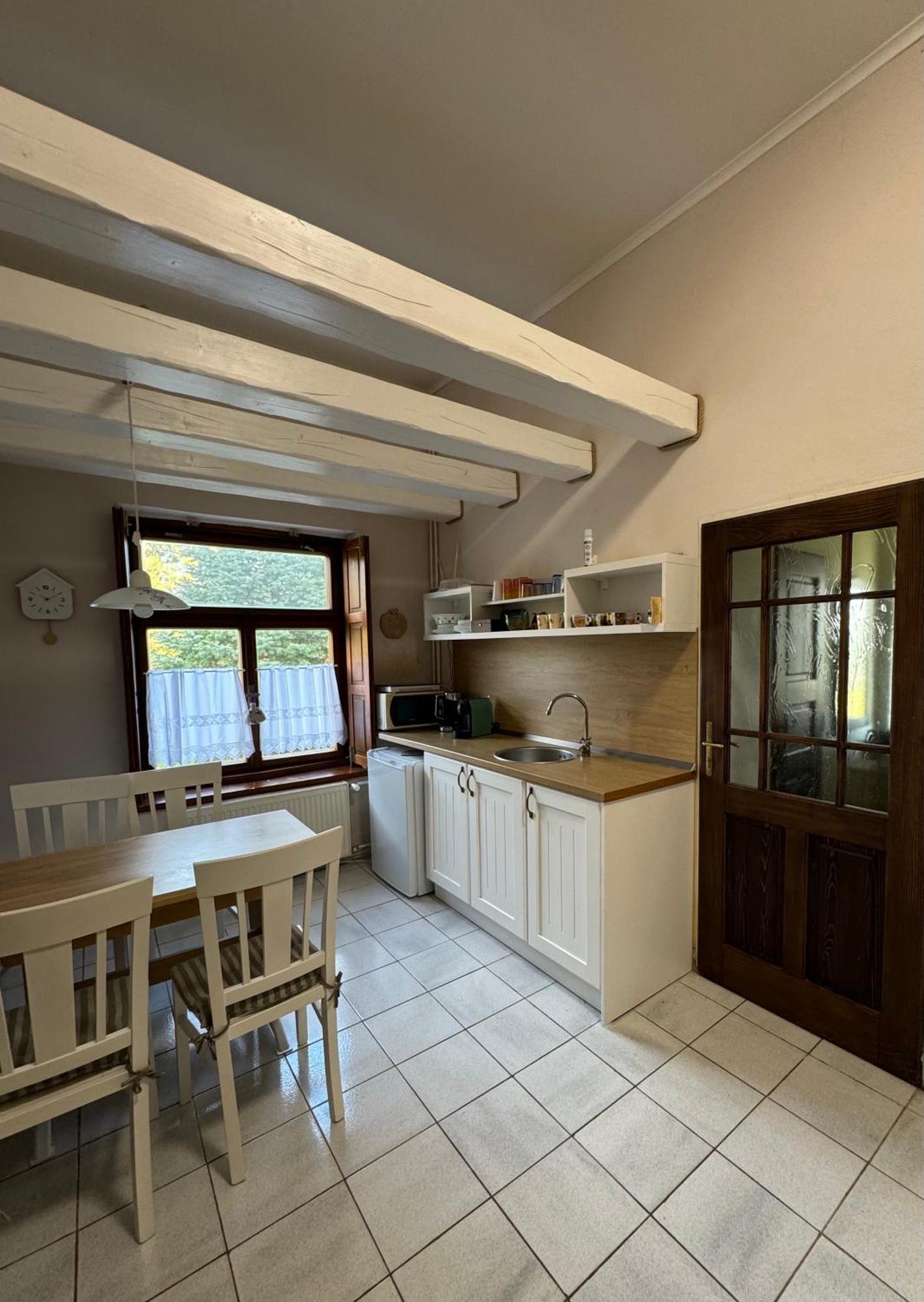 Apartmanove Ubytovanie Pod Dubom Polny Kesov Bagian luar foto