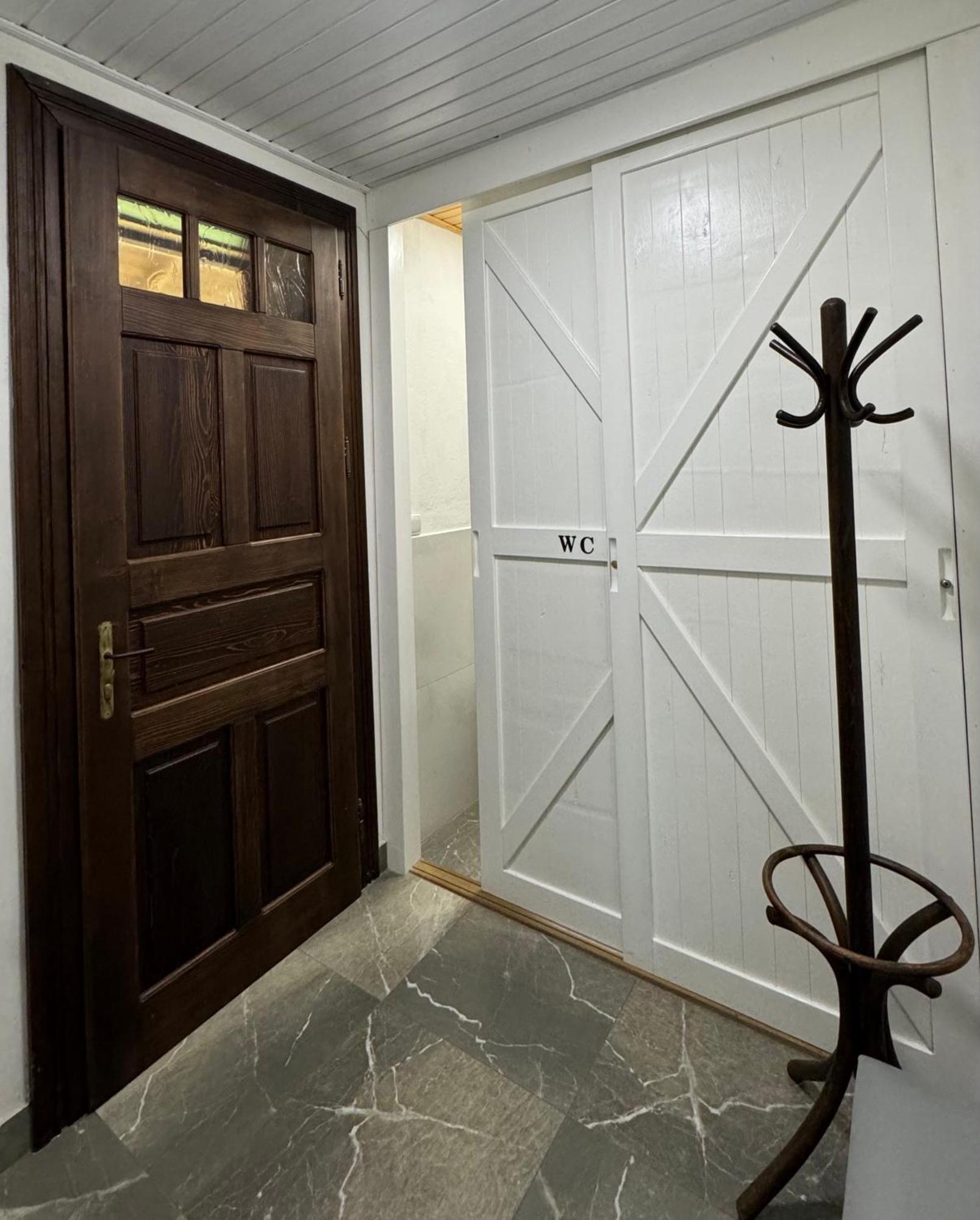 Apartmanove Ubytovanie Pod Dubom Polny Kesov Bagian luar foto